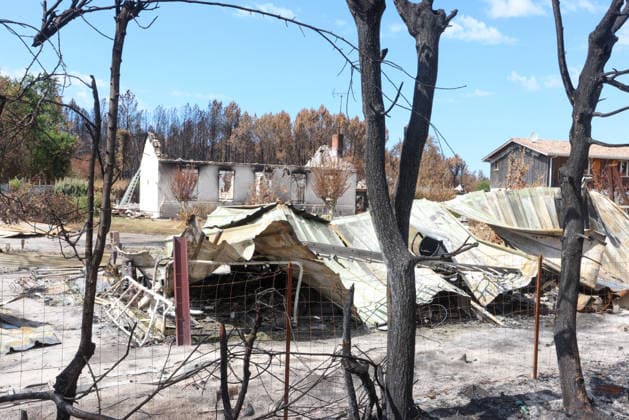 Fires in Gironde: One of the many homes destroyed on Avenue du Bassin d Arcachon in Le Porge, Gironde, on August 4, 2026. Jean Marc LHOMER, Bestimage, Le Porge, France  Copyright: xJean-MarcxLhomerx xBestimagexJean-MarcxLhomerx xBestimagex