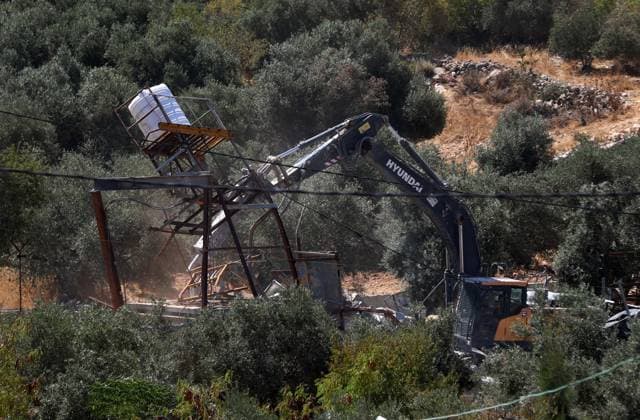Israeli forces demolish two Palestinian homes in Nahhalin BETHLEHEM, WEST BANK, PALESTINE - AUGUST 5: Israeli forces, accompanied by bulldozers, demolish two Palestinian homes and a commercial property after raiding the town of Nahhalin, west of Bethlehem, West Bank, Palestine, on August 5, 2026. Wisam Hashlamoun Anadolu Bethlehem West Bank. Editorial use only. Please get in touch for any other usage.  Copyright: x2026xAnadoluxWisamxHashlamounx