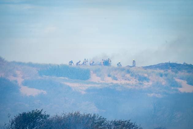 WASSENAAR - A fire in the dunes near Wassenaar. The fire department has dispatched many personnel and vehicles to the scene. JOSH WALET ANP netherlands out - belgium out  Copyright: xx x564919302x originalFilename: 564919302.jpg