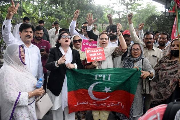 August 5, 2026, Pakistan: Pakistan Tehreek-e-Insaf Leaders Demand Release of Imran Khan During Aiwan-e-Adal Protest in Lahore Pakistan  - ZUMAas3_ 20260805_zaf_as3_026 Copyright: xPPIx