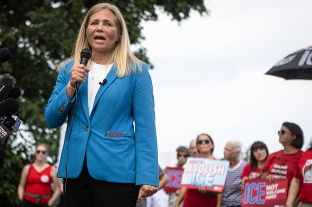 August 5, 2026, Portland, Maine, USA: Maine Democratic nominee for governor, HANNAH PINGREE, rallies with members of the Maine State Nurses Association union as they protest federal Immigration and Customs Enforcement (ICE) on the lawn outside Maine Medical Center, the stateÃ¢â‚¬â ¢s largest hospital, on Wednesday morning, August 5, 2026. Nurses demanded the release of colleague and medical-surgical nurse, DEBORA KAPISHA, who was detained by federal officials at Logan Airport in Boston on July 30, 2026. Union members said KAPISHA, originally from Zambia, has federal authorization to work in Maine while awaiting the outcome of her asylum case. In addition to KAPISHAÃ¢â‚¬â ¢S release, union members demanded their employer, Maine Medical Cente  - ZUMAb349 20260805_znp_b349_010 Copyright: xTroyxR.xBennettx