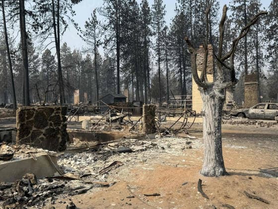 August 5, 2026, Spokane, Wa, United States: Destroyed homes burnt to the ground after flames passed through from the Old Trails fire, August 4, 2026 near Spokane, Washington. Spokane United States - ZUMAp138 20260805_zaa_p138_024 Copyright: xHandout UsxForestx