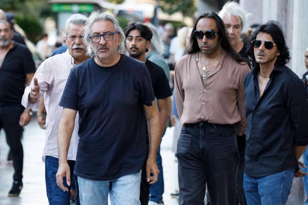 Granada bids farewell to flamenco guitarist Pepe Habichuela Pepe Habichuela’s nephew and fellow artist, Juan José Carmona 2i, upon his arrival at the funeral chapel set up at the Isabel la Católica Municipal Theater in Granada, his hometown. August 5, 2026, in Granada, Andalusia, Spain. Guitarist José Antonio Carmona, known as Pepe Habichuela (Granada, 1944), passed away this Tuesday at the age of 82 in Madrid after two years away from the stage due to illness. The musician was awarded the Medal of Merit in Fine Arts in 2018, and last February the government conferred upon him the Grand Cross of the Civil Order of Alfonso X the Wise, and described him as one of the most influential figures in contemporary flamenco guitar. AUGUST 5, 2026 Ál  Copyright: xÃlexxCamarax 7703078