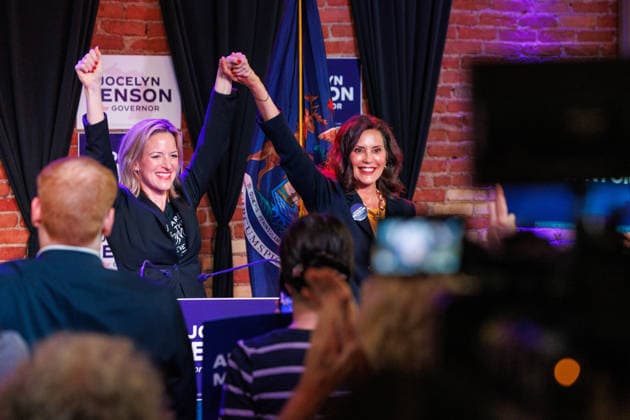 August 5, 2026, Lansing, Michigan, USA: Michigan Gov. GRETCHEN WHITMER, right, endorsed Secretary of State JOCELYN BENSON, the Democratic nominee for governor, left, during a campaign event in Lansing, Mich., on Aug. 5, 2026. Lansing USA - ZUMAr192 20260805_znp_r192_048 Copyright: xAndrewxRothx
