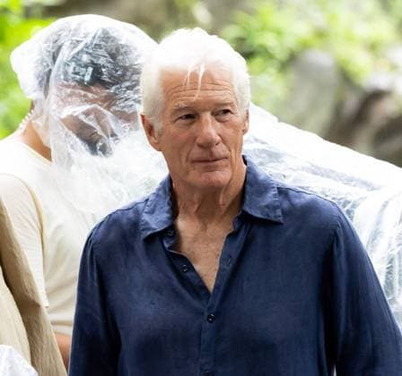 Richard Gere and Diana Silvers on Set of Asymmetry in NYC Richard Gere and Diana Silvers on Set of Asymmetry in NYC, Central Park, NY. 05 Aug 2026 Pictured: Richard Gere.  Copyright: xThexMegaxAgencyxMEGAx