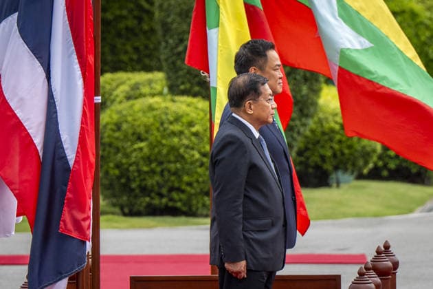 Myanmar President Hlaing meets with Thai Prime Minister Charnvirakul in Thailand BANGKOK, THAILAND - AUGUST 6: Myanmar President Min Aung Hlaing (L) is welcomed by Thai Prime Minister Anutin Charnvirakul (R) with an official ceremony at Government House in Bangkok, Thailand, August 6, 2026. As part of Myanmar President Min Aung Hlaing’s first official visit to Thailand since taking office following the April 2026 elections, the two leaders held bilateral talks focusing on cooperation between the two countries as well as regional issues during the official visit. The trip marks Min Aung Hlaing s first official visit to Thailand since assuming the presidency after the April 2026 election. Adryel Talamantes Anadolu Bangok Thailand. Editorial  Copyright: x2026xAnadoluxAdryelxTalamantesx