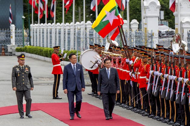Myanmar President Hlaing meets with Thai Prime Minister Charnvirakul in Thailand BANGKOK, THAILAND - AUGUST 6: Myanmar President Min Aung Hlaing (R) is welcomed by Thai Prime Minister Anutin Charnvirakul (2nd R) with an official ceremony at Government House in Bangkok, Thailand, August 6, 2026. As part of Myanmar President Min Aung Hlaing’s first official visit to Thailand since taking office following the April 2026 elections, the two leaders held bilateral talks focusing on cooperation between the two countries as well as regional issues during the official visit. The trip marks Min Aung Hlaing s first official visit to Thailand since assuming the presidency after the April 2026 election. Adryel Talamantes Anadolu Bangok Thailand. Edito  Copyright: x2026xAnadoluxAdryelxTalamantesx