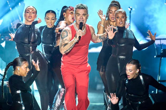 DENMARK Music Festival in Skanderborg British singer Robbie Williams performs at Smukfest in Skanderborg on Wednesday, August 5, 2026. , Skanderborg Denmark *** DENMARK Music Festival in Skanderborg British singer Robbie Williams performs at Smukfest in Skanderborg on Wednesday, August 5, 2026, Skanderborg, Denmark  Copyright: AllexbilledernexerxomfattetxogxbeskyttetxafxophavsretslovenxogxmaaxikkexanvendesxudenxaftalexmedxMikkelxBergxPedersen. MikkelxBergxPedersenx spdk20260806-000554-L