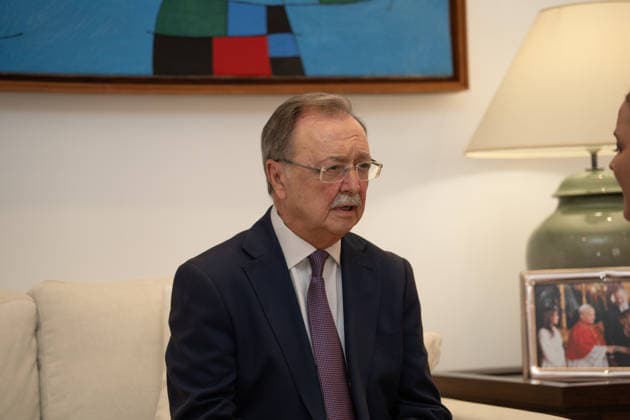 Marga Prohens Welcomes the President of Ceuta at the Consolat de Mar The president of Ceuta, Juan Jesús Vivas, during a meeting with the president of the Government of the Balearic Islands at the Consolat de Mar on August 6, 2026, in Palma, Balearic Islands, Spain. The meeting took place just one week after the unprecedented migration crisis at the border between Ceuta and Morocco, in which some 72,000 migrants crossed the border, causing a serious public health emergency. AUGUST 6, 2026. Javier Ferná, Palma, Balearic Islands, Palma, Balearic Islands, Spain  Copyright: xJavierxFernandezx 7703677