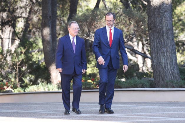The King grants an audience to Juan Jesús Vivas Lara, president of the Autonomous City of Ceuta King VI alongside Juan Jesús Vivas Lara, president of the Autonomous City of Ceuta, at the Marivent Palace on August 6, 2026, in Palma de Mallorca, Balearic Islands, Spain King Felipe VI receives the President of Ceuta, Juan Jesús Vivas, at the Marivent Palace in Palma, to discuss the crisis triggered by the arrival of more than 70,000 migrants from Morocco in the autonomous city. AUGUST 6, 2026, Palma, Mallorca, Spain  Copyright: xRaulxTerrelx 7704041
