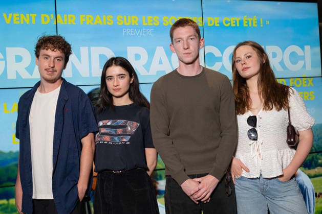 Exclu - Un Grand Raccourci Premiere - Paris AJ Exclusive - French actor Jules Porier, French actress Sara Montpetit, French actor Francois Le Bris and French actress Louise Labeque attends the photocall of ‘Un Grand Raccourci’ Paris Film Premiere at UGC Cine Cite Les Halles on August 6, 2026 in Paris, France. Photo by Alexis jumeau ABACAPRESS.COM Paris France  Copyright: xJumeauxAlexis ABACAx