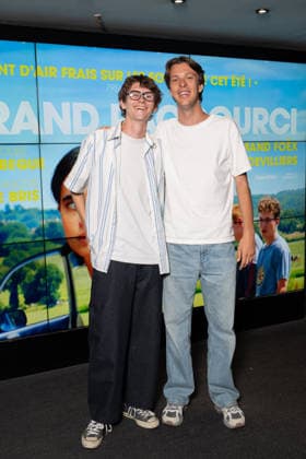 Exclu - Un Grand Raccourci Premiere - Paris AJ Exclusive - French director Clement Devilliers and French director Armand Foex attends the photocall of ‘Un Grand Raccourci’ Paris Film Premiere at UGC Cine Cite Les Halles on August 6, 2026 in Paris, France. Photo by Alexis jumeau ABACAPRESS.COM Paris France  Copyright: xJumeauxAlexis ABACAx
