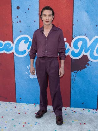 August 6, 2026, Los Angeles, California, USA: Canadian actor ARI MILLEN, 44, attends Eli Roth s ICE CREAM MAN Los Angeles red carpet premiere. Los Angeles USA  - ZUMAb173 20260806_aap_b173_025 Copyright: xBillyxBennightx