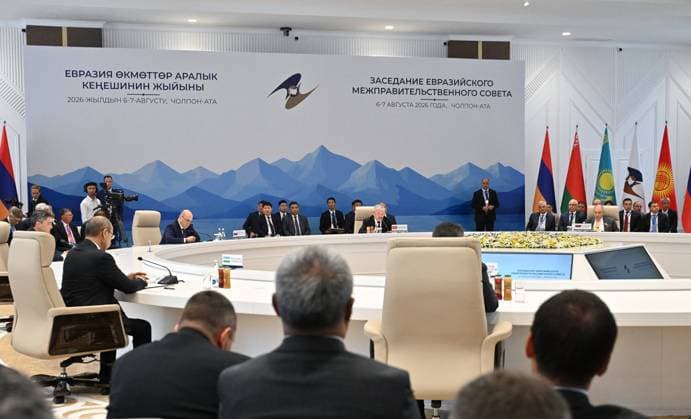 Kyrgyzstan Eurasian Intergovernmental Council 9218438 07.08.2026 Kazakh Prime Minister Olzhas Bektenov, Russian Prime Minister Mikhail Mishustin, Kyrgyz Prime Minister - Head of the Presidential Administration Adylbek Kasymaliev and Armenian Prime Minister Nikol Pashinyan attend an expanded format meeting of the Eurasian Intergovernmental Council in Cholpon-Ata, Kyrgyzstan. Alexander Miridonov Sputnik Cholpon-Ata Kyrgyzstan  Copyright: xAlexanderxMiridonovx