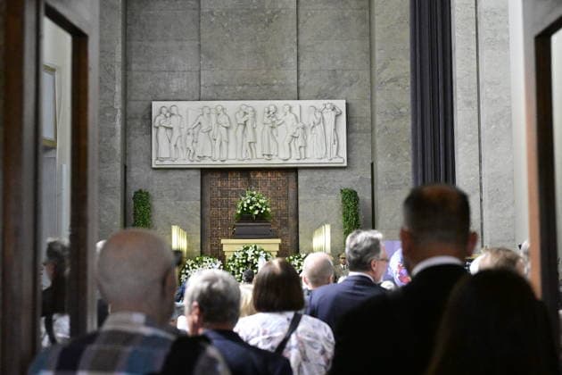 Last farewell to Czech artist Milan Knizak took place at the Strasnice Crematorium, in Prague, Czech Republic, on August 7, 2026. (CTKxPhoto RomanxVondrous) CTKPhotoP2026080703078  CTKPhotoP2026080703078