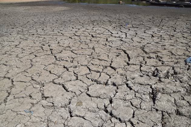 August 7, 2026, London, England, United Kingdom: A part of Hollow Pond in Leytonstone dries up as a drought persists in London and other parts of the UK. London United Kingdom  - ZUMAv130 20260807_zip_v130_006 Copyright: xVukxValcicx