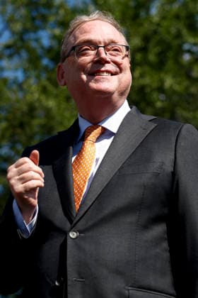 White House coverage Director of the US National Economic Council Kevin Hassett speaks to reporters at the White House in Washington, DC, USA, 07 August 2026. WILL OLIVER EPA POOL WASHINGTON DC United States  Copyright: xPool ABACAx