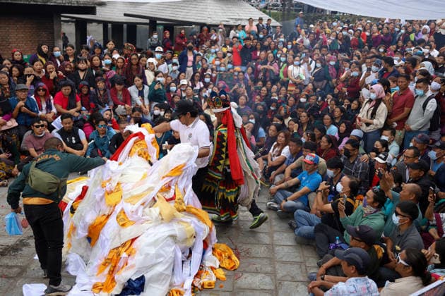 Funeral Held For Record Holding Nepali Climber Pur Bahadur Gurung- -Yukta- Killed In Broad Peak Avalanche With Honors A shaman performs rituals before the last rites of Nepali mountaineer Pur Bahadur Gurung (Yukta), who died during an expedition on Pakistan s 8,047-metre Broad Peak, in Kathmandu, Nepal, on August 7, 2026. The cremation took place at Swayambhu in the presence of family members, relatives, Home Minister Sudan Gurung, Nepali Congress President Gagan Thapa, members of the mountaineering community and well-wishers. The funeral was led by shamans who led the rituals after circumnavigating the Swayambhunath Stupa, a UNESCO World Heritage Site and a pilgrimage site for Buddhists. Gurung is the first among the five Nepali climbers w  Copyright: xSubaasxShresthax originalFilename: shrestha-funeralh260807_np4bV.jpg