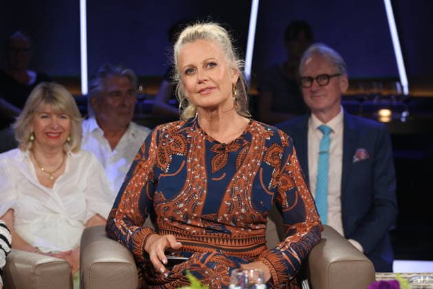 Barbara Schöneberger moderiert die NDR Talk Show am 7.8.2026 im 3. Programm des NDR Fernsehen, Fototermin vor der Aufzeichnung am 26.6.2026 im Fernsehstudio Hamburg Lokstedt *** Barbara Schöneberger will host the NDR Talk Show on August 7, 2026, on NDR Fernsehen s Channel 3; a photo session will take place before the taping on June 26, 2026, at the Hamburg Lokstedt television studio.