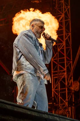 Sido performt auf der Bühne beim Taubertal-Festival 2026 in Rothenburg ob der Tauber, Deutschland, am 7. August 2026. *** Sido performs on stage at the Taubertal Festival 2026 in Rothenburg ob der Tauber, Germany, on August 7, 2026 Copyright: HMBxMedia xHeikoxBecker