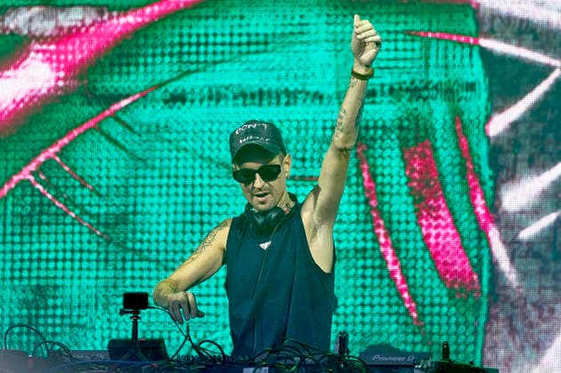 Robin Schulz live beim Sommerfestival 2026 in der Autostadt. Wolfsburg, 07.08.2026 *** Robin Schulz live at the 2026 Summer Festival at Autostadt Wolfsburg, August 7, 2026 Foto:xU.xStammx xFuturexImagex schulz_6810