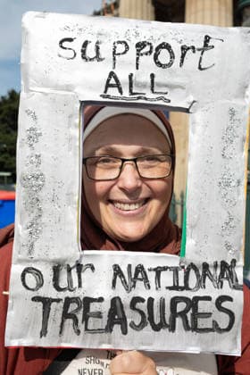 August 8, 2026, Edinburgh, Scotland, UK: Members of the Public and Commercial Services union at the National Galleries of Scotland have taken strike action during the Edinburgh Festival Fringe in a dispute over what the union describes as detrimental changes to working practices and a failure to consult. The union says the changes could make it harder for staff to take breaks, create difficulties in providing reasonable adjustments for disabled staff, and pose challenges for union representatives accessing facility time in affected roles. Edinburgh UK - ZUMAs357 20260808_zip_s357_004 Copyright: xCameronxScottx