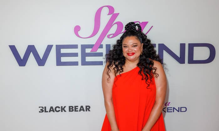 LAS VEGAS, NV - August 7, 2026 : ***HOUSE COVERAGE*** Michelle Buteau pictured at the Las Vegas World Premiere of Black Bear™s SPA WEEKEND at the BleauLive Theater at Fontainebleau Las Vegas in partnership with Getaways by Southwest in Las Vegas, NV on August 7, 2026. Copyright: xGDPxPhotos xMediaPunchx