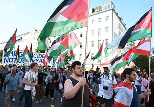 Pro-Palestinian rally in Berlin BERLIN, GERMANY - AUGUST 08: Protesters gather and march through the streets during a pro-Palestinian demonstration in Berlin, Germany, on August 08, 2026. Participants carried banners and flags to express solidarity with the Palestinian people and call for an immediate end to the war in Gaza. Volodymyr Sindieiev Anadolu Berlin Germany. Editorial use only. Please get in touch for any other usage.  Copyright: x2026xAnadoluxVolodymyrxSindieievx