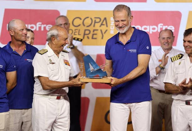 King Felipe VI Presents Awards to the Champions of the 44th Copa del Rey de Vela King Felipe VI during the awards ceremony for the 44th Copa del Rey de Vela Mapfre at the Almudaina Palace, on August 8, 2026, in Palma de Mallorca, Balearic Islands, Spain This is one of the most important regattas in the Mediterranean, which has met participation expectations, featuring six highly competitive classes and already exceeding 100 registered teams, representing nearly twenty countries, with almost a thousand sailors in a competition that begins on Tuesday, August 4, and ends on Saturday, August 8. AWARDS SAILING REGATTAS BOATS Raú Spain  Copyright: xRaulxTerrelx 7706577