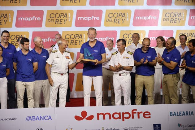 King Felipe VI Presents Awards to the Champions of the 44th Copa del Rey de Vela King Felipe VI during the awards ceremony for the 44th Copa del Rey de Vela Mapfre at the Almudaina Palace, on August 8, 2026, in Palma de Mallorca, Balearic Islands, Spain This is one of the most important regattas in the Mediterranean, which has met participation expectations, featuring six highly competitive classes and already exceeding 100 registered teams, representing nearly twenty countries, with almost a thousand sailors in a competition that begins on Tuesday, August 4, and ends on Saturday, August 8. AWARDS SAILING REGATTAS BOATS Raú Spain  Copyright: xRaulxTerrelx 7706578