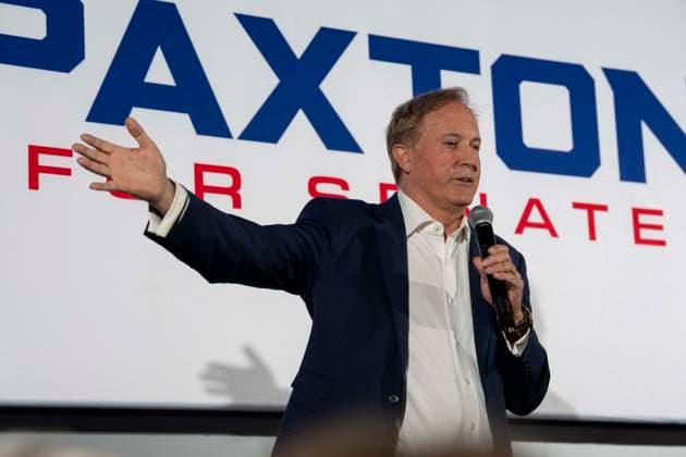 August 8, 2026, San Antonio, Tx, United States: U.S. Senate candidate KEN PAXTON, the current Texas attorney general, speaks to a Republican crowd of 250 at the Angry Elephant bar in north San Antonio on August 8, 2026. Paxton is chasing Democrat James Talarico (not shown) for the U.S. Senate seat now held by John Cornyn in a close race. San Antonio United States - ZUMAd150 20260808_znp_d150_027 Copyright: xBobxDaemmrichx