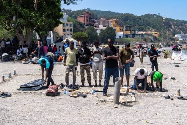 August 8, 2026, Ceuta, Spain: CEUTA, Spain Ã¢â‚¬ August 8, 2026: Migrants who entered the Spanish North African enclave of Ceuta following the mass arrival on July 30 continue to sleep in makeshift camps across the city. Humanitarian organisations distribute food and essential supplies at the two main gathering points where many migrants are staying, while local residents provide shelter to others, including unaccompanied girls and families. Ceuta Spain - ZUMAq101 20260808_zna_q101_180 Copyright: xAntonioxSemperex