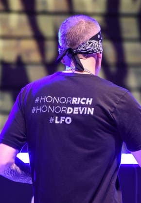 August 9, 2026, Woodstock, Georgia, USA: Brad Fischetti of LFO, with sneakers in honor of Rich Cronin and Devin Lima at Pop 2000 Tour at the Woodstock Summer Concert Series, Woodstock, Georgia. August 8, 2026 Woodstock USA  - ZUMAs380 20260809_zep_s380_013 Copyright: xDerekxStormx