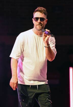 August 9, 2026, Woodstock, Georgia, USA: Dan Miller of O-Town at Pop 2000 Tour at the Woodstock Summer Concert Series, Woodstock, Georgia. August 8, 2026 Woodstock USA  - ZUMAs380 20260809_zep_s380_022 Copyright: xDerekxStormx