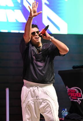August 9, 2026, Woodstock, Georgia, USA: Erik-Michael Estrada of O-Town at Pop 2000 Tour at the Woodstock Summer Concert Series, Woodstock, Georgia. August 8, 2026 Woodstock USA  - ZUMAs380 20260809_zep_s380_031 Copyright: xDerekxStormx