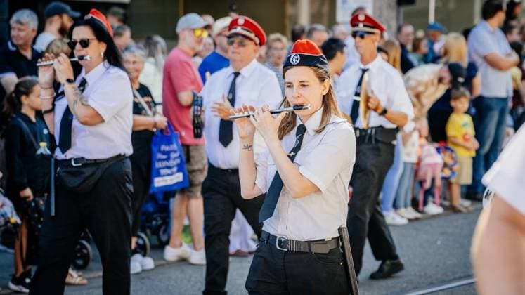 Cranger Kirmesumzug - Einen Tag nach dem dem Auftakt: Cranger Kirmesumzug durch die Stadt im Livestream bei der WAZ. Am 08.08.2026 in Herne ** NUR FÜR REDAKTIONELLE ZWECKE ** EDITORIAL USE ONLY **<p>Cranger Kirmesumzug - Einen Tag nach dem dem Auftakt: Cranger Kirmesumzug durch die Stadt im Livestream bei der WAZ. Am 08.08.2026 in Herne Herne Copyright: ChristophxJendral *** Cranger Kirmes Parade: One day after the kickoff, the Cranger Kirmes parade through the city will be livestreamed by the WAZ on August 8, 2026, in Herne ** FOR EDITORIAL USE ONLY ** EDITORIAL USE ONLY ** p Cranger Kirmes Parade One day after the kickoff, the Cranger Kirmes parade through the city was livestreamed by the WAZ on August 8, 2026, in Herne Herne Copyrig Copyright: ChristophxJendral doc872nipfu4p21d3bgl1e8e ,EDITORIAL USE ONLY