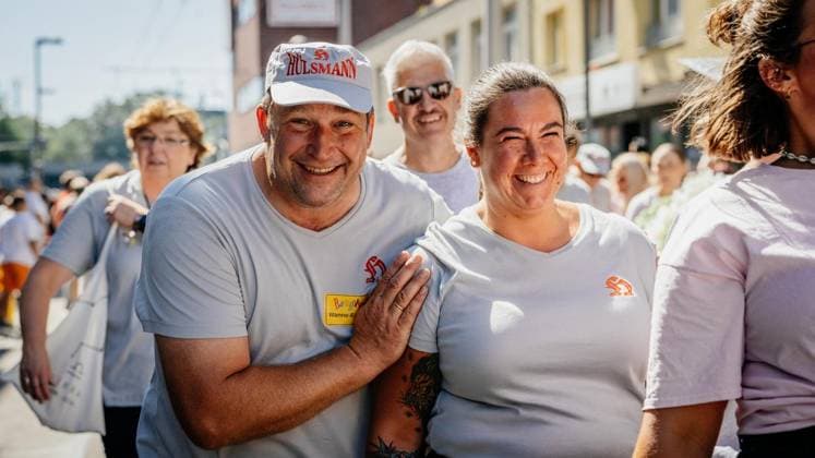 Cranger Kirmesumzug - Einen Tag nach dem dem Auftakt: Cranger Kirmesumzug durch die Stadt im Livestream bei der WAZ. Am 08.08.2026 in Herne ** NUR FÜR REDAKTIONELLE ZWECKE ** EDITORIAL USE ONLY **<p>Cranger Kirmesumzug - Einen Tag nach dem dem Auftakt: Cranger Kirmesumzug durch die Stadt im Livestream bei der WAZ. Am 08.08.2026 in Herne Herne Copyright: ChristophxJendral *** Cranger Kirmes Parade: One day after the kickoff, the Cranger Kirmes parade through the city will be livestreamed by the WAZ on August 8, 2026, in Herne ** FOR EDITORIAL USE ONLY ** EDITORIAL USE ONLY ** p Cranger Kirmes Parade One day after the kickoff, the Cranger Kirmes parade through the city was livestreamed by the WAZ on August 8, 2026, in Herne Herne Copyrig Copyright: ChristophxJendral doc872nir3u5jnn2j6w11dx ,EDITORIAL USE ONLY
