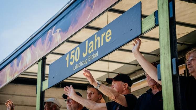 Cranger Kirmesumzug - Einen Tag nach dem dem Auftakt: Cranger Kirmesumzug durch die Stadt im Livestream bei der WAZ. Am 08.08.2026 in Herne ** NUR FÜR REDAKTIONELLE ZWECKE ** EDITORIAL USE ONLY **<p>Cranger Kirmesumzug - Einen Tag nach dem dem Auftakt: Cranger Kirmesumzug durch die Stadt im Livestream bei der WAZ. Am 08.08.2026 in Herne Herne Copyright: ChristophxJendral *** Cranger Kirmes Parade: One day after the kickoff, the Cranger Kirmes parade through the city will be livestreamed by the WAZ on August 8, 2026, in Herne ** FOR EDITORIAL USE ONLY ** EDITORIAL USE ONLY ** p Cranger Kirmes Parade One day after the kickoff, the Cranger Kirmes parade through the city was livestreamed by the WAZ on August 8, 2026, in Herne Herne Copyrig Copyright: ChristophxJendral doc872nmc6rds9et7u6112j ,EDITORIAL USE ONLY
