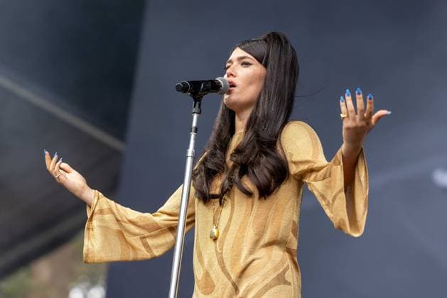 August 8, 2026, San Francisco, California, USA: Singer SIENNA SPIRO during Outside Lands Music Festival in San Francisco, California San Francisco USA  - ZUMAs135 20260808_zap_s135_094 Copyright: xDanielxDeSloverx