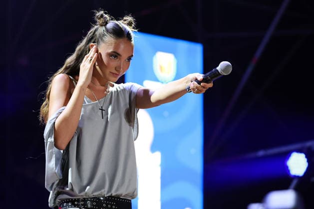Music Concert - SENZA CRI E ANTONIA The italian singer ANTONIA during the concert in Sanremo during SENZA CRI E ANTONIA , Music Concert in SANREMO, Italy, August 08 2026 SANREMO HIT SUMMER NIGHT SANREMO 08 08 2026 Italy Copyright: xRenataxRoattinox xLiveMediax LPM_2597081