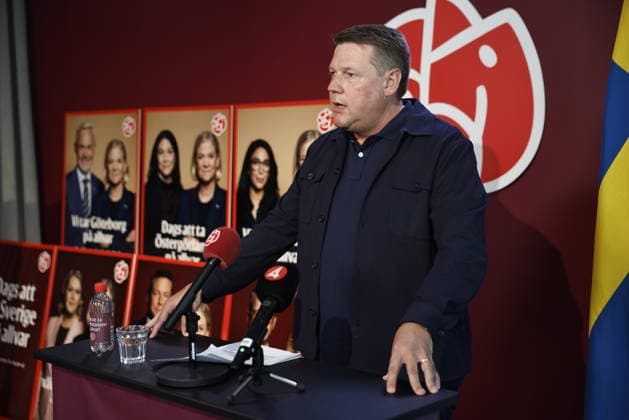 STOCKHOLM, SVERIGE 20260809 Socialdemokraternas partisekreterare Tobias Baudin (S) presenterar partiets valaffischer och kommande kampanjer vid en pressträff pa partihögkvarteret pa Sveavägen. STOCKHOLM SVERIGE x60160x *** STOCKHOLM, SWEDEN 20260809 Social Democratic Party Secretary Tobias Baudin (S) presents the party’s election posters and upcoming campaigns at a press conference at the party headquarters on Sveavägen, STOCKHOLM, SWEDEN x60160x  Copyright: xStefanxJerrevang TTx MAGDALENA ANDERSSON TALAR I STOCKHOLM ETWkHLqJRWs