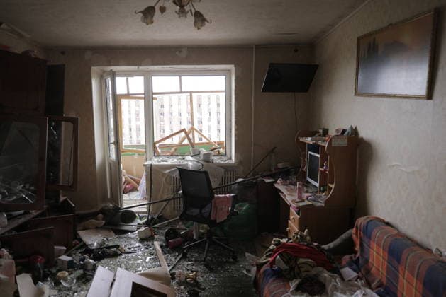 Russian Drone Strike On Residential Building - Kharkiv An interior view of a residential apartment shows extensive damage and debris scattered across the floor following a drone strike on a multi-story building in the Saltivka district of Kharkiv, Ukraine, on August 9, 2026. Two people were killed and dozens wounded in strikes that destroyed multiple floors of high-rise residential buildings, according to local authorities. Photo by Yevhen Titov ABACAPRESS.COM Kharkiv Kharkiv Oblast Ukraine  Copyright: xTitovxYevhen ABACAx