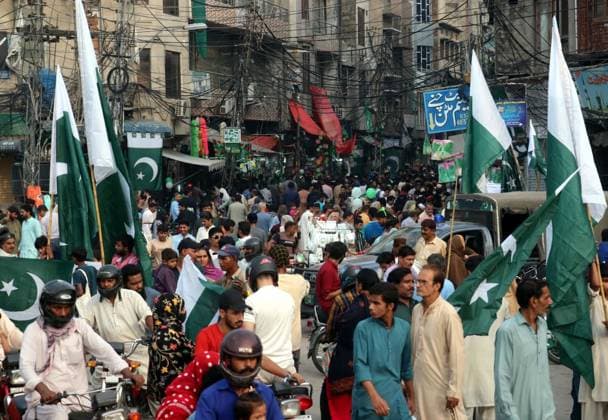 August 9, 2026, Pakistan: Pakistan Independence Day Merchandise Sells at Ganpat Road in Lahore Ahead of 79th Celebration Pakistan  - ZUMAas3_ 20260809_zaf_as3_023 Copyright: xPPIx