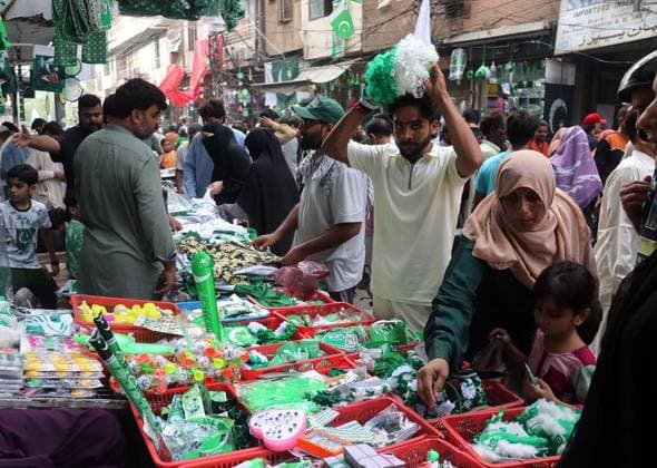 August 9, 2026, Pakistan: Pakistan Independence Day Preparations Underway with Flags and Buntings on Sale in Lahore Ahead of 79th Anniversary Pakistan  - ZUMAas3_ 20260809_zaf_as3_024 Copyright: xPPIx