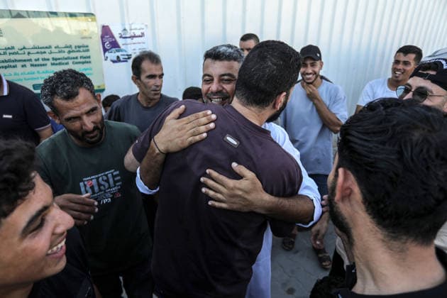 37 released Palestinian prisoners reach Gaza Strip KHAN YUNIS, PALESTINE - AUGUST 09 : Group of 37 Palestinian prisoners released by Israeli forces arrive, via the International Committee of the Red Cross (ICRC) in Khan Yunis, Palestine on August 09, 2026. Abed Rahim Khatib Anadolu Khan Yunis Gaza. Editorial use only. Please get in touch for any other usage.  Copyright: x2026xAnadoluxAbedxRahimxKhatibx