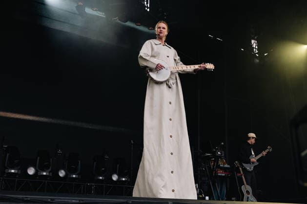 Entertainment Bilder des Tages Outside Lands Music Festival 2026 - Day 2 Audrey Hobert performs at 2026 Outside Lands at Golden Gate Park in San Francisco on August 8th 2026. San Francisco Golden Gate Park California USA Copyright: xPaigexErlandson imageSPACEx