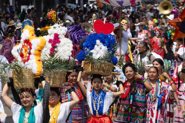 August 9, 2026, Mexico City, Mexico: The Mexico City government held the 17th Mega Calenda 2026, a cultural parade that traveled from the Angel of Independence along Paseo de la Reforma to the citys Zocalo, featuring participants in traditional clothing, dances and music, as part of International Indigenous Peoples Day and the 12th Festival of Indigenous Cultures, Indigenous Peoples and Native Neighborhoods of Mexico City. Mexico City Mexico - ZUMAl178 20260809_znp_l178_016 Copyright: xCristianxLeyvax
