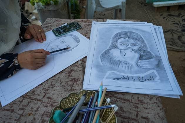 August 9, 2026, Gaza City, Palestine, State of: GAZA Gaza City, GAZA STRIP Ã¢â‚¬ AUGUST 9, 2026: Palestinian artist Nadia Abu Issa creates charcoal drawings depicting the hardships experienced by civilians during the war in Gaza, including shortages of food and water and life under continued displacement and insecurity. Living near an area affected by ongoing military activity, Abu Issa says her artwork aims to document the daily realities faced by Palestinians and preserve their experiences through art. Among her recent works is a portrait of Turkish President Recep Tayyip ErdoÄÅ¸an, which she says she created as a gesture of appreciation for TurkeyÃ¢â‚¬â ¢s support for Palestinians. Gaza City Palestine, State of - ZUMAq101 20260809_zna_q101_135 Copyright: xRamzixAbuxAmerx