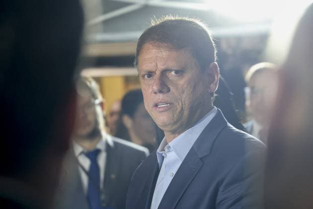 RECORD DATE NOT STATED Tarcisio de Freitas arrives at Band for debate on behalf of the Sao Paulo government. Sao Paulo (SP), 09 08 2026 2026 elections debate Band SP government The governor of Sao Paulo and candidate for re-election, Tarcisio de Freitas (Republicanos), arrives at Band headquarters alongside his wife Cristinne Freitas, this Sunday (9), to participate in the first debate between candidates for the government of Sao Paulo in the 2026 elections.(Foto: Leco Viana Thenews2 imago images) Tarcisio de Freitas arrives at Band for debate on behalf of the Sao Paulo government.  Copyright: xLecoxVianax