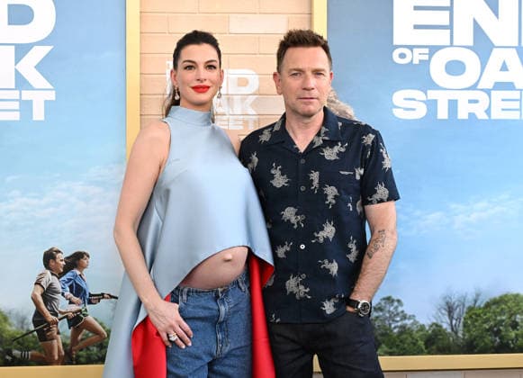 ˜The End of Oak Street™ World Premiere Anne Hathaway and Ewan McGregor arriving to The End of Oak Street world premiere held at the Steven J. Ross Theater on August 8, 2026 in Burbank, CA. Burbank Steven J. Ross Theater California USA Copyright: xLisaxOConnorx xAFF-USA.comx